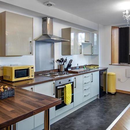 Super Spacious Church Conversion Close To Tower Blackpool Luaran gambar